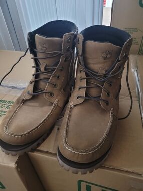 Timberland Mens Size 10 Tan/Brown Leather Moc-Toe Lace-Up Boots